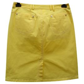 Jupe Burberry en coton jaune Taille 46 Jaune