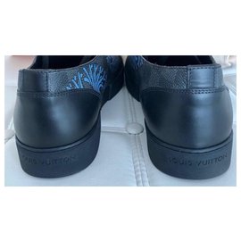 Louis Vuitton-Sneakers-Black