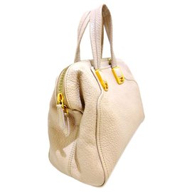 Fendi-Fendi White Chameleon Leather Satchel-White