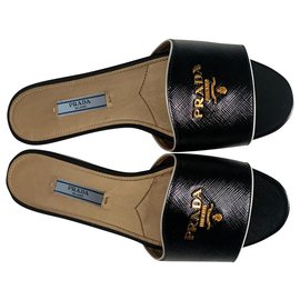 Prada Mulas Preto