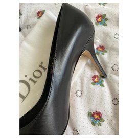 Christian Dior-Dior pompa a punta cherie-Nero
