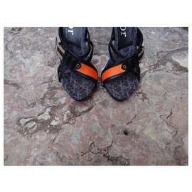 Dior-Des sandales-Multicolore