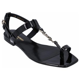 Saint Laurent-CASSANDRA FLAT SANDALS-Black
