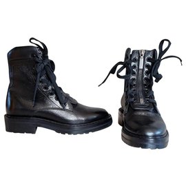 Saint Laurent-Saint Laurent boots-Black