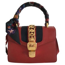 Gucci-Sylvie-Red