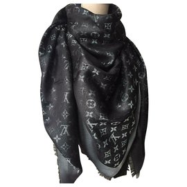 Louis Vuitton Scialle Monogram Shine Nero