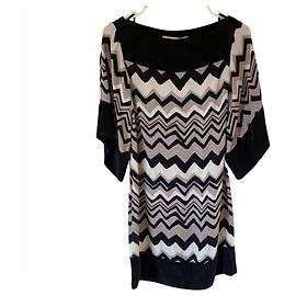 Diane Von Furstenberg Robe en soie DvF AYANA imprimé chevron Marron Noir Écru