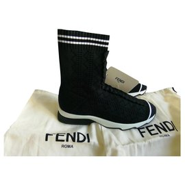 Fendi-W.SNEAKER FABRIC RUBBER SOLE-Black