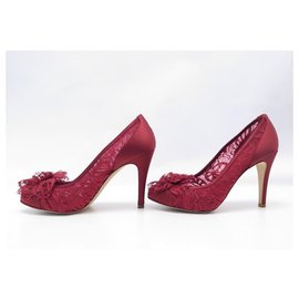 Chanel-CHANEL SHOES CAMELIA LACE PUMPS 38 IN RED SATIN LACE SHOES-Red