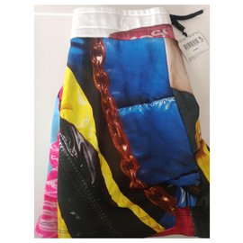 Moschino-Pantalones cortos-Multicolor