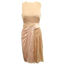 Alberta Ferretti Elegantes pfirsichfarbenes Abendkleid Pink Angeln