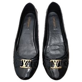 Louis Vuitton Oxford Black