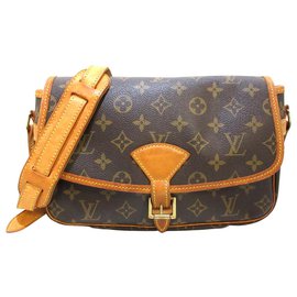 Louis Vuitton Sologne Marrom