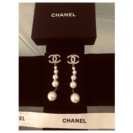 Chanel-Longues boucles d’oreilles chanel-Bijouterie argentée