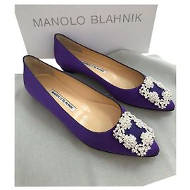 Manolo Blahnik Hangisi-Tänzer. NEU. Dunkelviolett