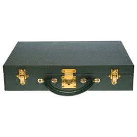 Louis Vuitton-Majestic Louis Vuitton President Attaché Case in green Taiga leather, garniture en métal doré-Green