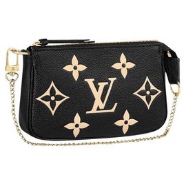 Louis Vuitton-LV Mini pochette black-Black