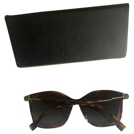 Fendi-Sunglasses-Brown
