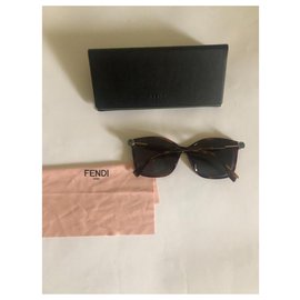 Fendi-Sunglasses-Brown