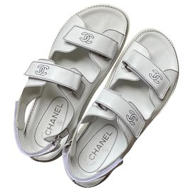Chanel-sandali-Nero,Bianco
