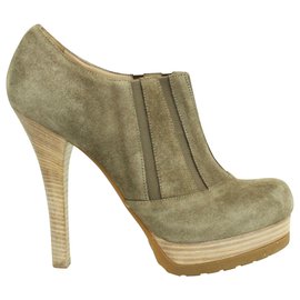 Fendi-Grey Suede Boots-Grey