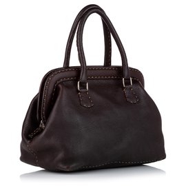 Fendi-Sac à main en cuir noir Selleria Fendi-Noir