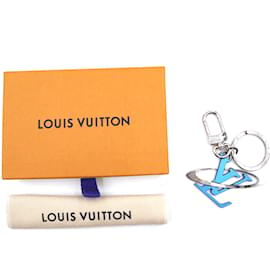 Louis Vuitton-Louis Vuitton Silver Blue Satellite Initiales Key Holder Bag Charm-Argenté