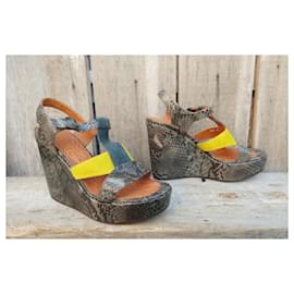 Chie Mihara-Chie Mihara p wedge sandals 40 New condition-Grey,Yellow