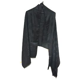 Lenço Cartier Preto