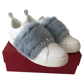 Tênis Valentino Garavani de couro branco e pelo azul Branco