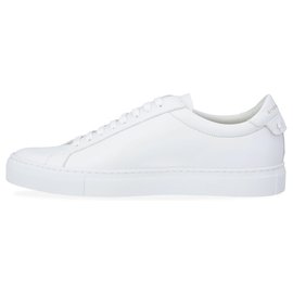 Givenchy-Urban street-White
