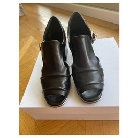 Balenciaga-Balenciaga sandal-Black
