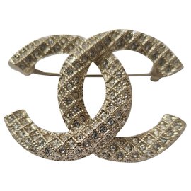 Chanel-C alinhado-Dourado