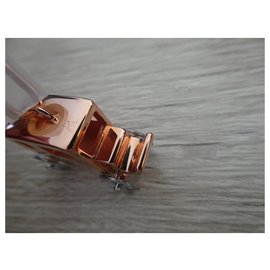 Hermès-Charm hermès caléche en acero bañado en oro rosa para bolso o colgante-Gold hardware
