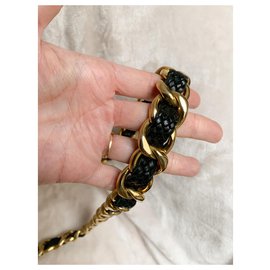 Chanel-Collar icónico 90'-Gold hardware