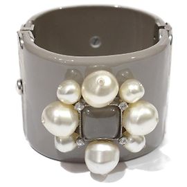 Chanel Manschettenarmband Taupe