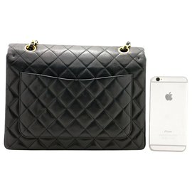 Chanel-Chanel shoulder bag-Black