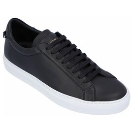 Givenchy-Urban street-Black