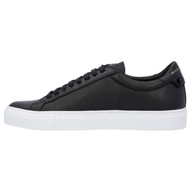 Givenchy-Urban street-Black