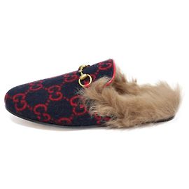 GUCCI PRICETOWN MULES IN FELT NAVY GG RED FUR INTERIOR Red Navy blue
