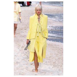 Chanel-NEU 2019  Jacke für Werbekampagnen-Gelb