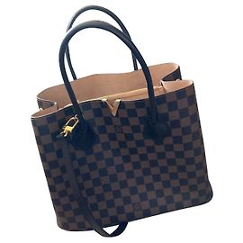 Louis Vuitton Kesington Leather Handbag Dark Brown Dark brown
