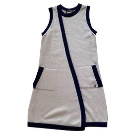 Robe Chanel en maille de cachemire lilas et marine Taille 36 Violet