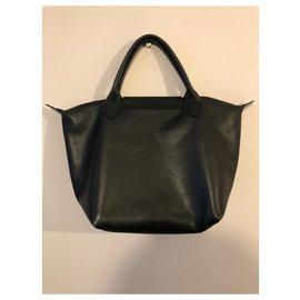 Longchamp-Longchamp black grained leather handbag-Black