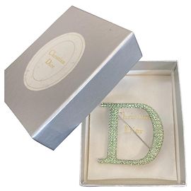 Excelente broche Dior pavimentado com strass Prata