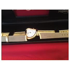 Yves Saint Laurent-Yves Saint Laurent Heart watch-Golden