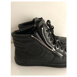 Chanel-Sneakers-Black