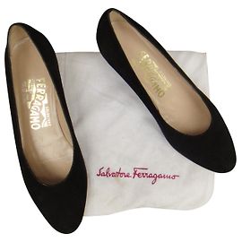 Sapatilhas vintage Salvatore Ferragamo p 35,5 Preto