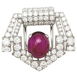 Cartier Art Deco Brosche aus Platin, Diamanten und Sternrubin. Andere