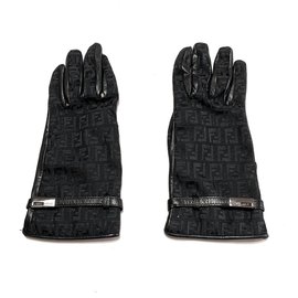 Fendi-Fendi Gloves-Black